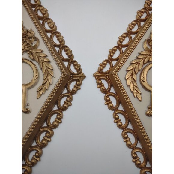 Vintage 1970s Homco Art Nouveau Greek Gold Tone Diamond Resin Wall Plaques - Picture 8 of 16